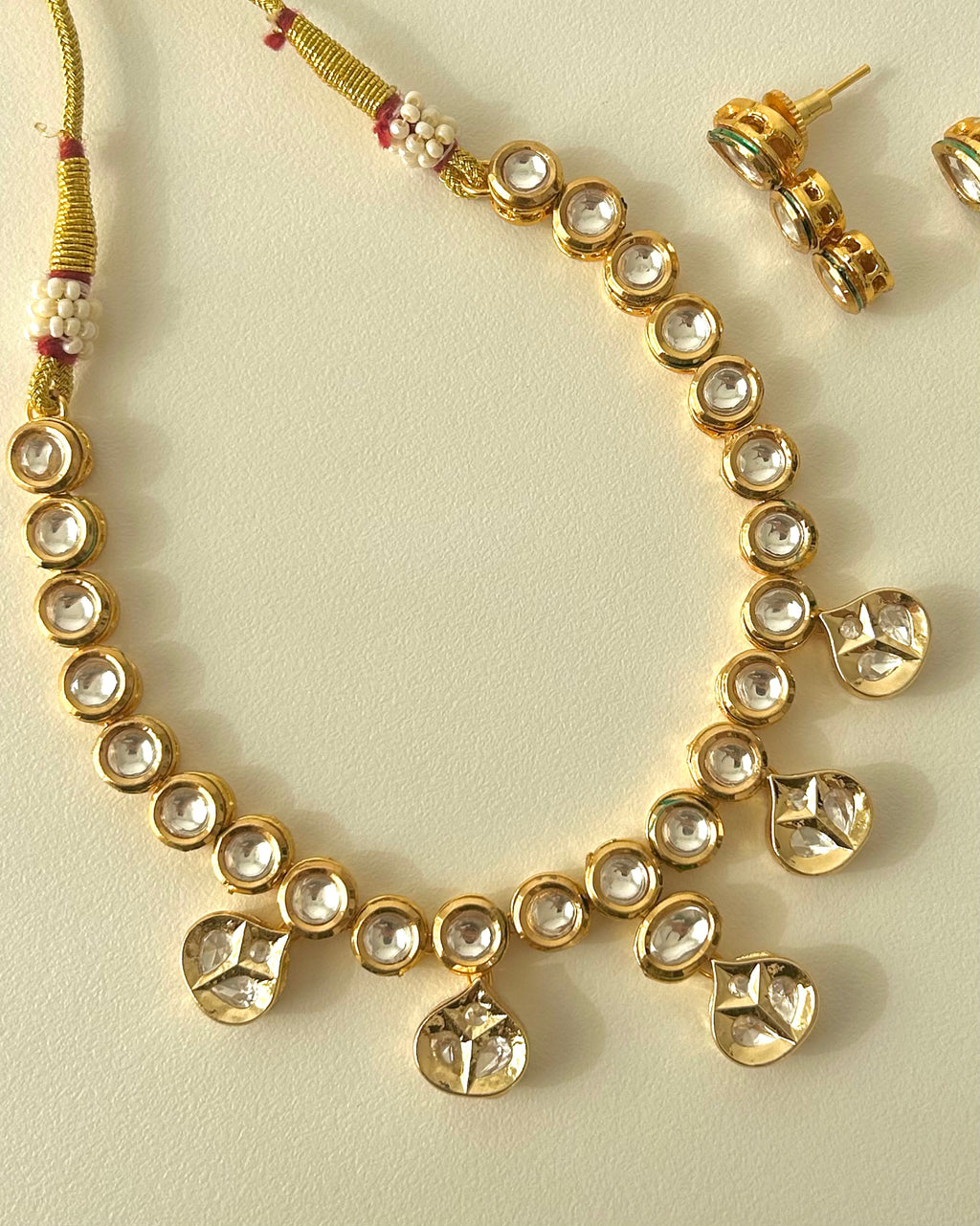 Ashru Necklace Set