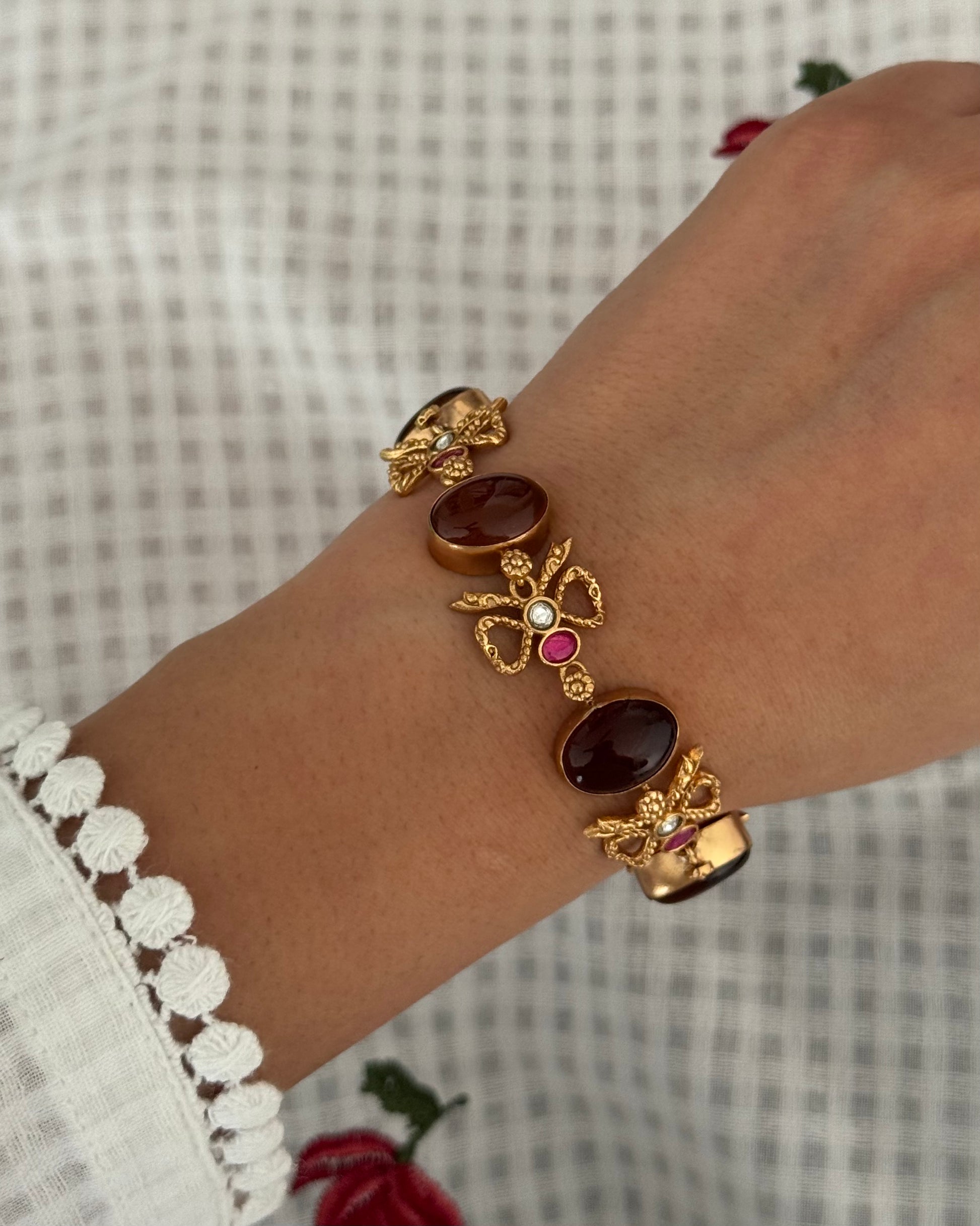Bow Gemstone Bracelet